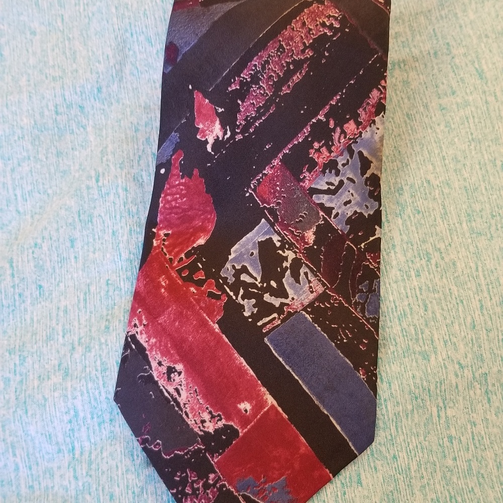 EUC First Avenue Tie Black Wine Red Blue Black